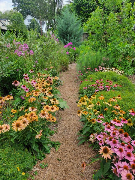 KM Gardens Landscaping